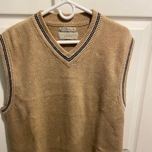 Sweater vest